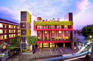 Sevn Legian