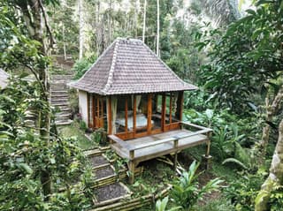 The Karu Cabin by AGATA